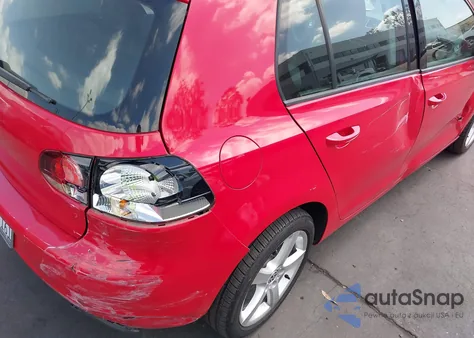 2014 Volkswagen Golf 2.5L z USA, uszkodzony, nr VIN WVWDB7AJ1EW006910